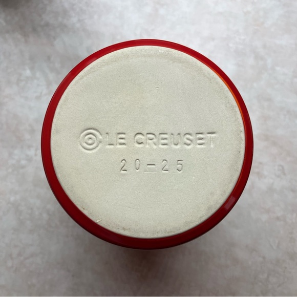 Le Creuset Gradient Flame Orange Stoneware Utensil Holder - Picture 4 of 4